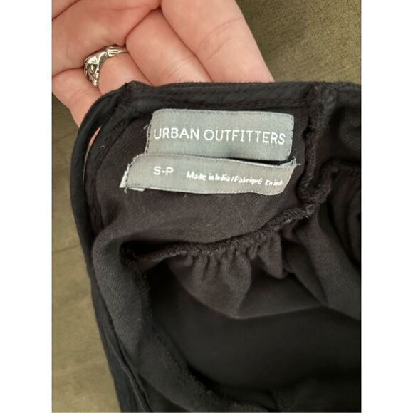 Urban Outfitters Black Rosaleen Strappy Tie Open Back Peplum Top SZ Small - Picture 4 of 9